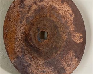 Rustic Metal Disc Wall Mounted	19in Diameter x 3in D	
