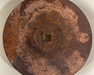 Rustic Metal Disc Wall Mounted	19in Diameter x 3in D	
