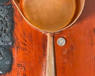 Hand Hammered Solid Copper French Sugar Pot/Pau France	3.5x7x13in<BR>Diameter: 6.5in	
