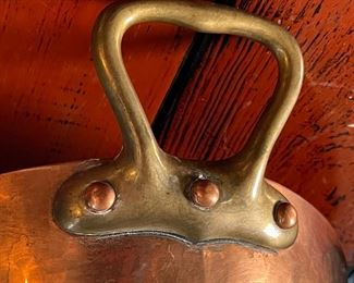 Vintage Copper Tinned  Hammered  Roasting Pan Villedieu Made in France Pot	2x18.25x10.25in	
