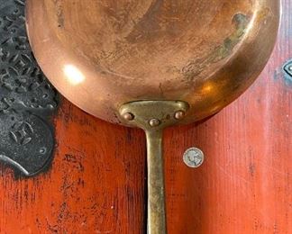 Vintage Copper Tinned 12in Saucepan Made in France Pot	1.75x12x22in	
