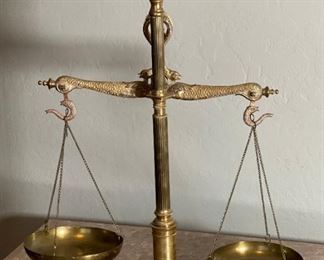 Maco Braga Vintage Brass Figural Balance Scale	23x19x7in	HxWxD
