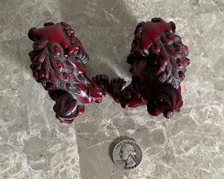 Small Red Resin Foo Dogs	2x2x3in	

