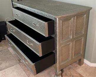 Hammered Tin 3-Drawer Dresser	35x49x21.5ihn	
