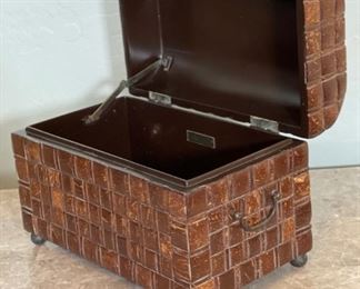Maitland-Smith Stone Tile Chest Box	10.25x15.5x9in D	HxWxD
