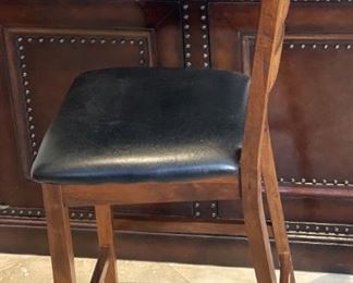 4pc Whalen Furniture Counter Height Chairs Stools Villa Roma	40x18x17in seat: 25in	
