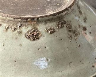 Antique Ming Dynasty Chinese Dish/Bowl SWATOW POTTERY	2in H x 8.5in Diameter	
