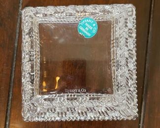 Tiffany & Co Crystal Glass Square Candy Dish Basket Weave	2x4.25x4.25in	HxWxD

