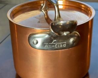 Lg All-Clad Copper Tinned Pot w/ Lid	4.75x6.25x12in	HxWxD
