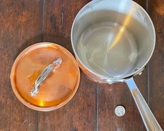 Lg All-Clad Copper Tinned Pot w/ Lid	4.75x6.25x12in	HxWxD
