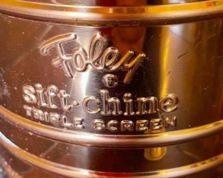Copper Tinned Foley Sift-Chine Triple Screen Sifter	5.5.8in	
