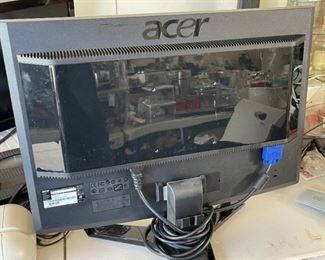 #2 Acer 22in LCD Computer Monitor P224W		
