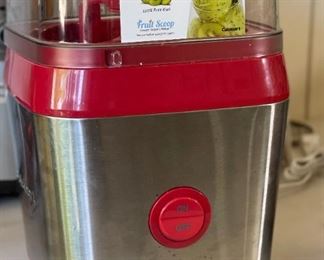 cuisinart frozen yogurt ice cream sorbet maker		
