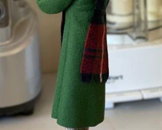 Simpich Character Dolls Christmas Caroler Green JAcket	14in H	
