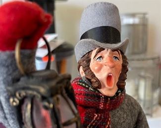 Simpich Character Dolls Christmas Caroler Lantern Man	14in H	
