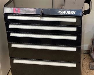 Husky 26in 5-Drawer Tool Chest Cabinet	34x30x20in	HxWxD
