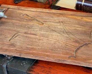 Flying Duck Meat Board	3x15x25in	HxWxD
