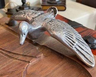 Flying Duck Meat Board	3x15x25in	HxWxD
