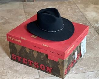 The Gun Club Stetson Western Cowboy Hat in box	SZ: 7.25	

