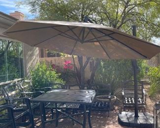 Cantilever Patio Umbrella	10 foot diameter	
