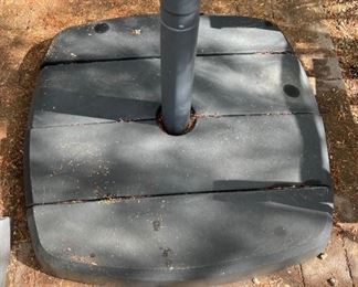 Cantilever Patio Umbrella	10 foot diameter	
