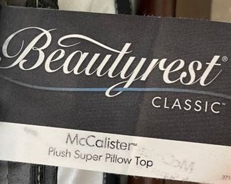 King Size Poster Bed w/ adjustable Beauty Rest mattress	88x84x93in	HxWxD
