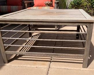 Outdoor Patio Coffee Table		
