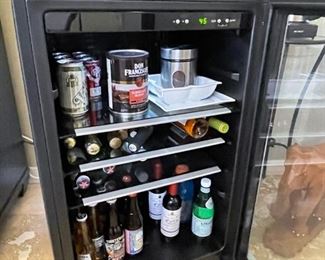 Frigidaire 4.6 Cu Ft Beverage Center model FFBC46F5LS	21.5in. X 24.5in. X 34in tall