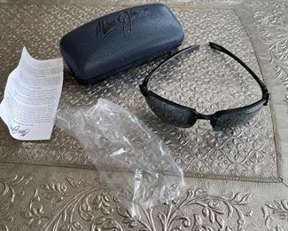 Maui Jim Ho’okipa MJ-407-02 MJ Sport Brn Polarized Black Rimless Sunglasses