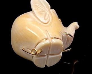 14k Gold & Ivory Elephant Pendant Charm	25x20x30mm	HxWxD