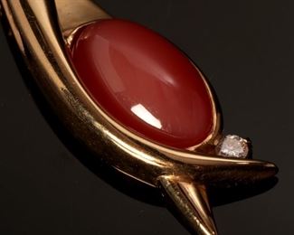 18K Gold Pink Coral & Diamond Pendant	50x17x9mm	