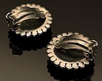 Vintage Sterling Silver Mexico Round Clip Earrings	23mm diameter	