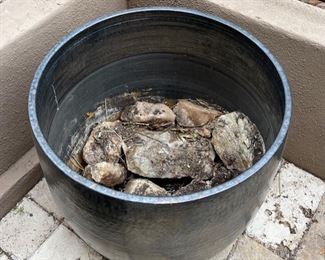 Lg Ceramic Iridescent Pot Planter	21in H x 22in Diameter	