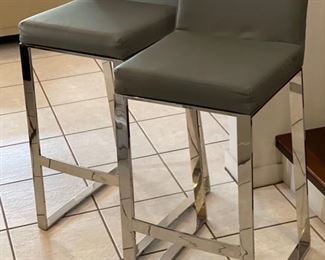 2pc Contemporary Counter Height Chairs Barstools Steel & Faux Leather	40x17x17in seat: 31 in H	HxWxD