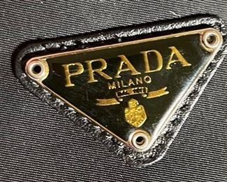 Authentic Lg Prada Nylon Purse	10x13x3in
