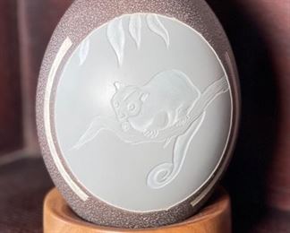 Artist Etched Emu egg	5in H	v