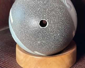 Artist Etched Emu egg	5in H	