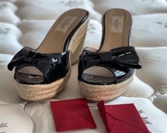 Valentino Shoes	38	