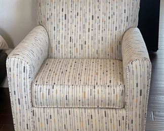 Ashley Furniture Hodan Contemporary Chair Geometric Pattern	37x34x37in	HxWxD