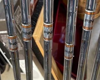 Ping Eye 2 + Irons 3-9 Black dot	Black Dot	