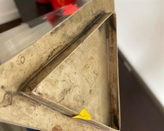 Large Polished  Pointed Pyramid Decor	30x8x8in