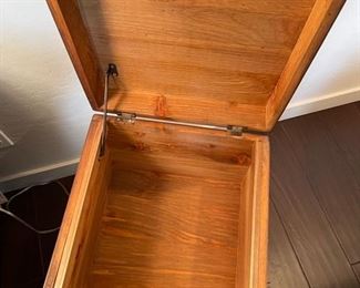 #2 Solid Wood End Table Chest/Trunk on Stand	Box:14x14x13 with stand: 14x14x26.5	
