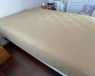 Ralph Lauren Sheet Set Brown Color	Queen Size	
