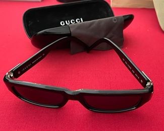 GUCCI 1990 Vintage Mens Black Designer Sunglasses Mod. GG 1153/S D28	N/A	
