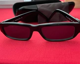 GUCCI 1990 Vintage Mens Black Designer Sunglasses Mod. GG 1153/S D28	N/A	
