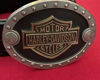 Rare 1996 Harley Davidson Bar & Shield Belt Buckle Traditional Logo Collection plus original Harley belt	Buckle 3.25in x 2.5in.     Belt size 36	
