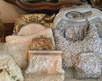 24 Super shopper master bedroom