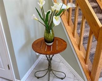 Fabulous accent table and faux flower arrangement 