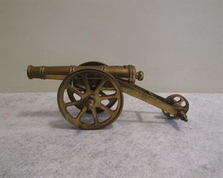Large Brass Finish Desk Top Signal Cannon 10" x 4"