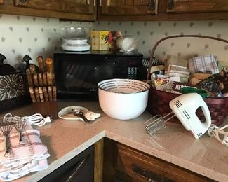 Rival microwave, handmixer, electric knife and more